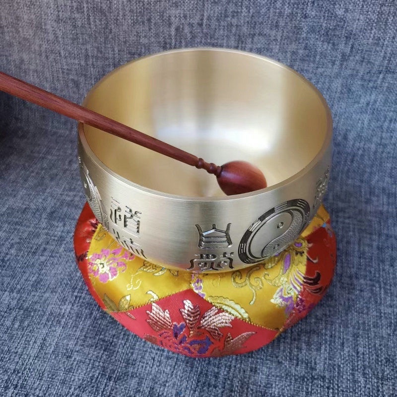 Chuông bát Tam Thanh Bát Quái bằng đồng rộng 15cm