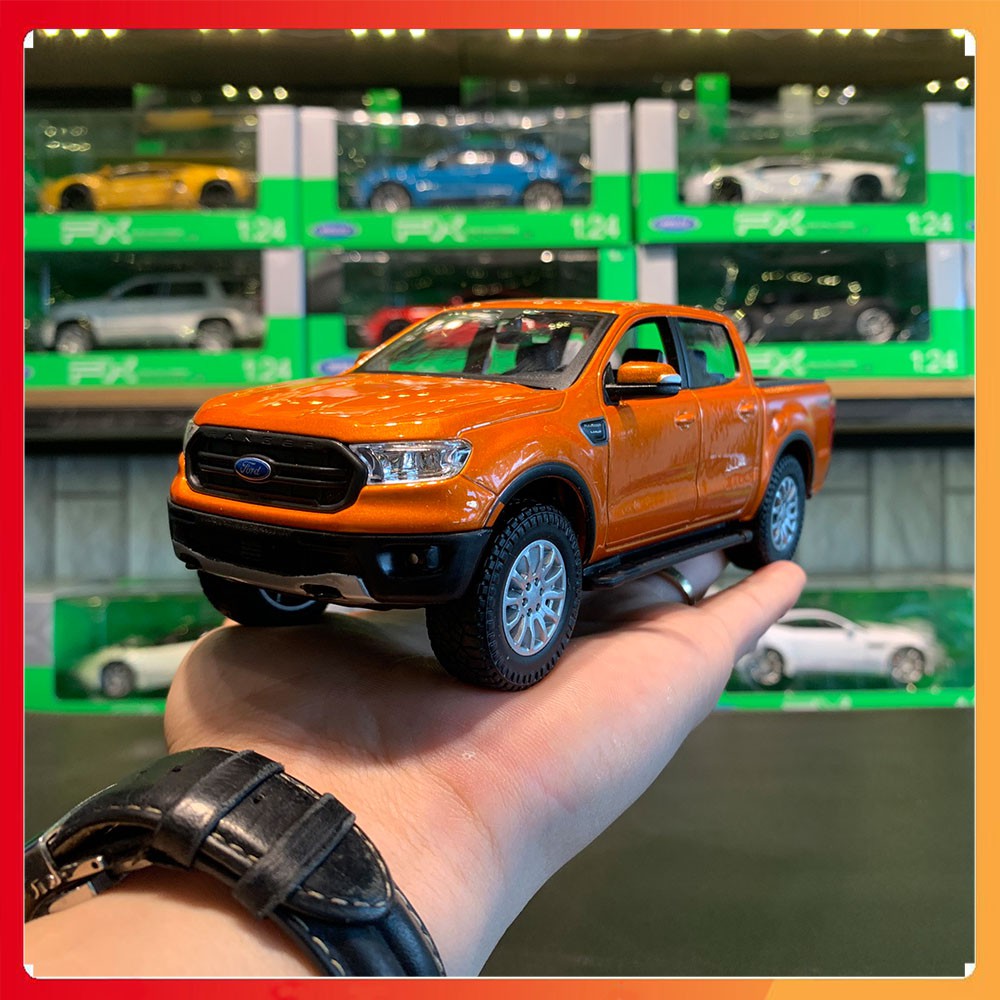 Xe mô hình Ford Ranger 2019 tỉ lệ 1:27 hãng Maisto