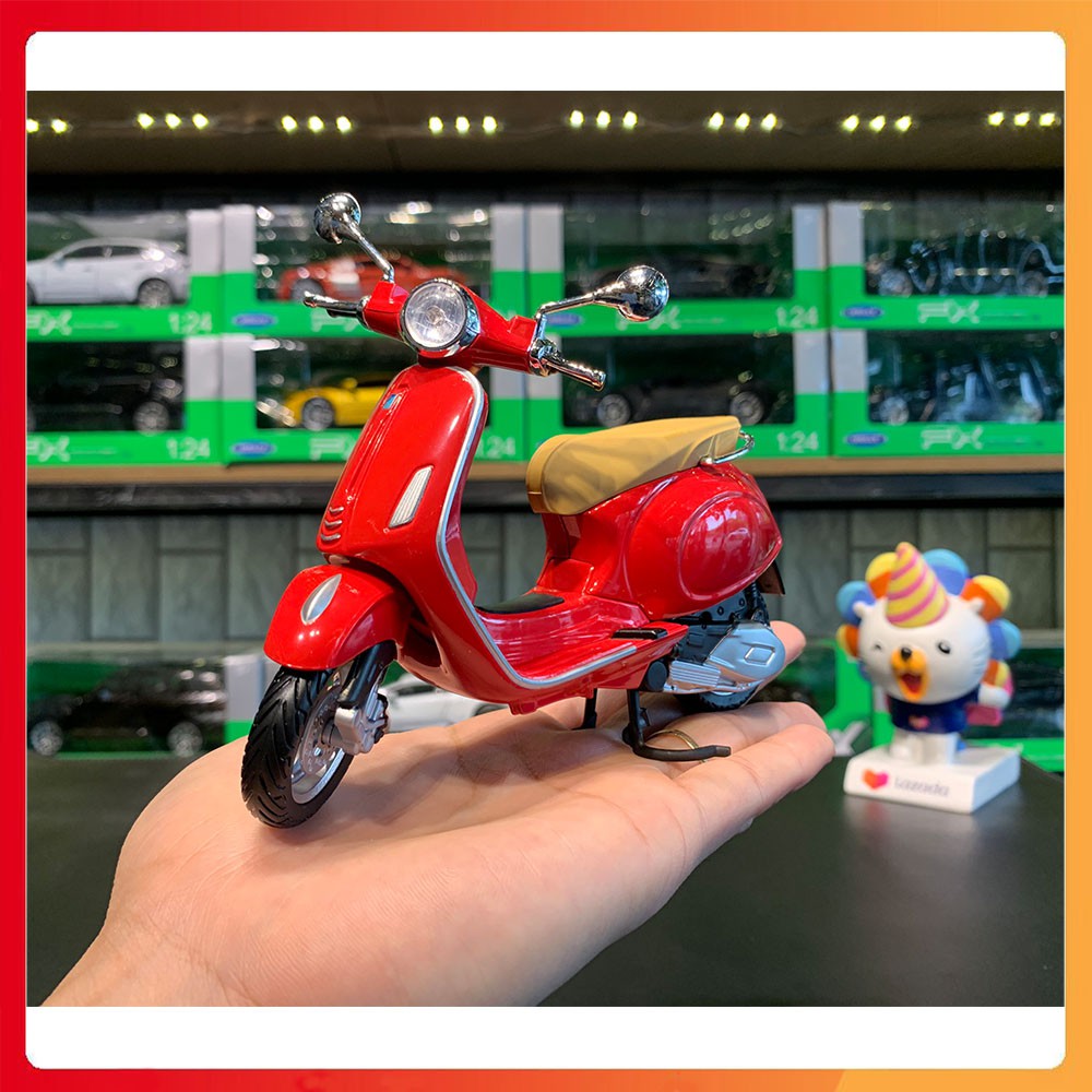 Mô hình xe Vespa Primavera tỉ lệ 1:12 Maisto màu đỏ