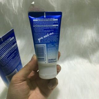 Sữa rửa mặt nivea