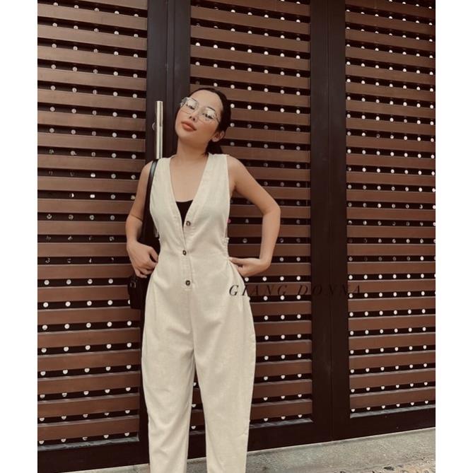 Set jumpsuit tanktop kem cổ v nút nâu không tay kèm áo croptop 2 dây đen