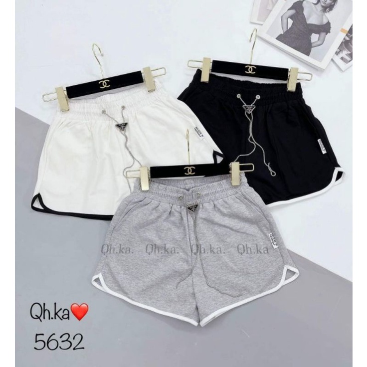 Quần sooc kèm dây xích tag hàng QCL1