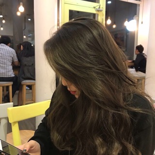 Thuốc nhuộm tóc màu vàng rêu