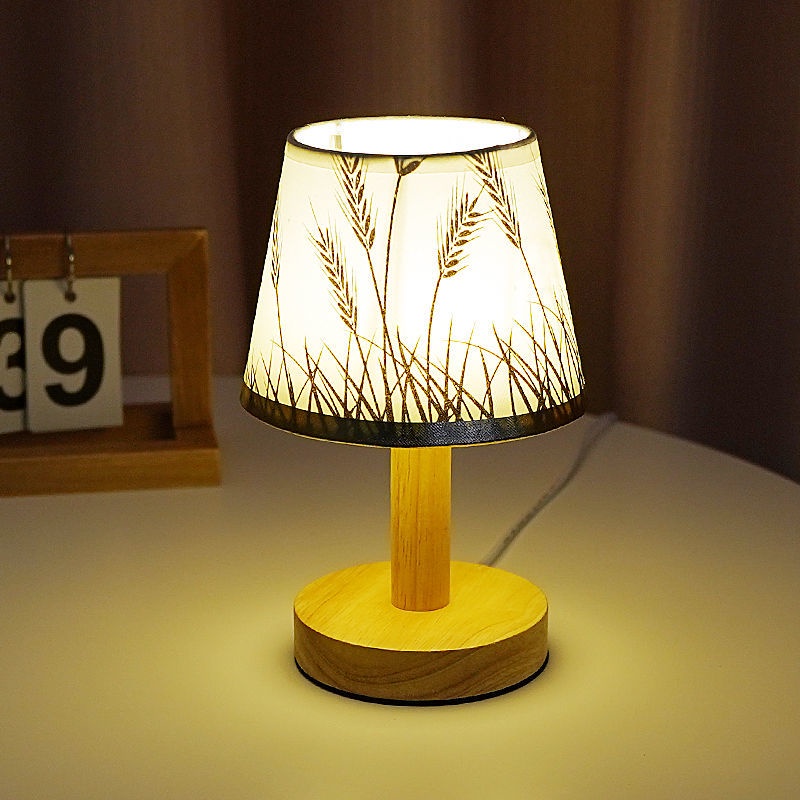 Đèn đầu Giường Phòng Ngủ đế Gỗ Chắc Chắn Đèn Ngủ LED Phong Cách Bắc Âu Đèn Bàn Trang Trí Tiết Kiệm Năng Lượng Bảo Vệ Mắt Đèn Ngủ