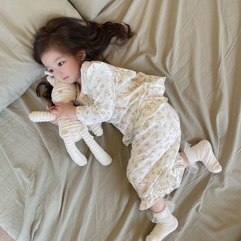 Bộ Đồ Ngủ Cotton Tay Dài Thoải Mái Phong Cách Công Chúa Hàn Quốc Cho Bé Gái