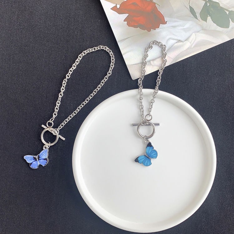 Vòng Tay Gắn Mặt Hình Bướm Xanh