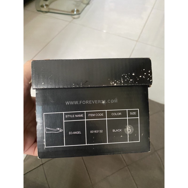 Giầy đế bằng hiệu Forever 21