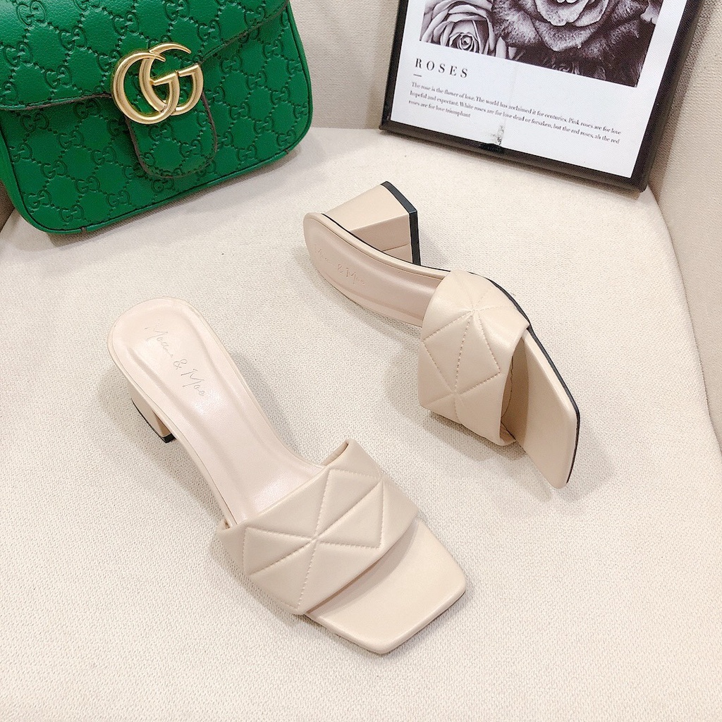 Guốc quai ngang cao 5 cm bản trần chỉ mẫu mới siêu Hot chất da mềm đi êm chân dành cho nữ