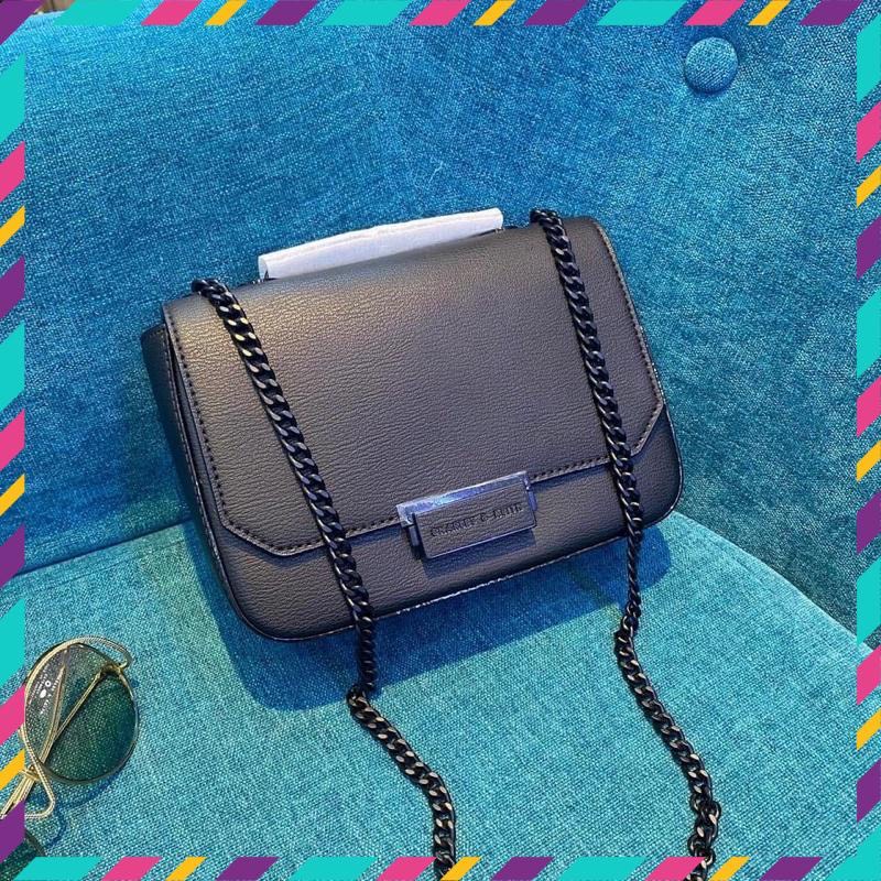 CNK matte Khoá Gạt Dáng Vuông Da Sần Dây Xích