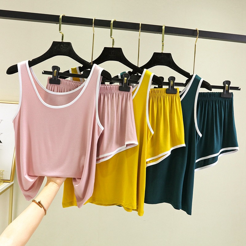 Set Đồ Ngủ Gồm Áo Thun Không Tay Cổ Tròn Và Quần Short Dành Cho Nữ