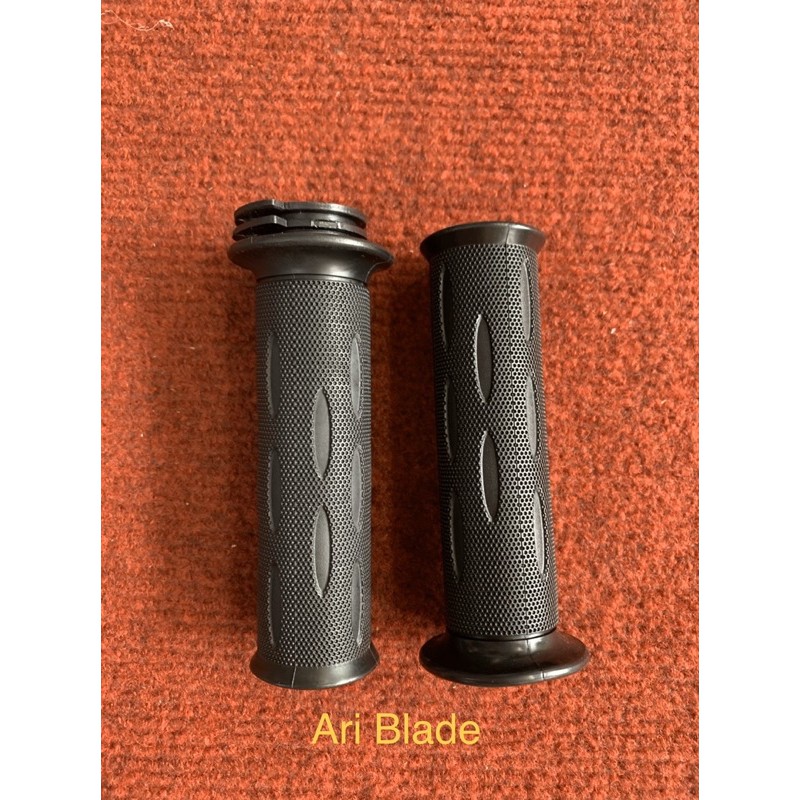 Tay nắm cao su kèm gù, dành cho các dòng xe SH/ AB/ wave 17/ wave RS/ Dream/ Sirius