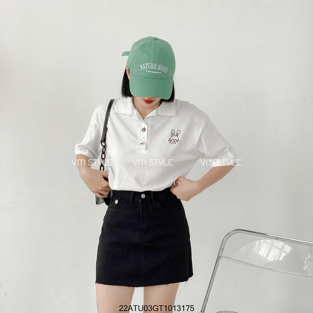 Áo thun VM STYLE polo tay ngắn cổ bẻ thêu thỏ 976_ 22ATU05A961311