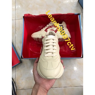 Giày thể thao sneaker G môi đỏ