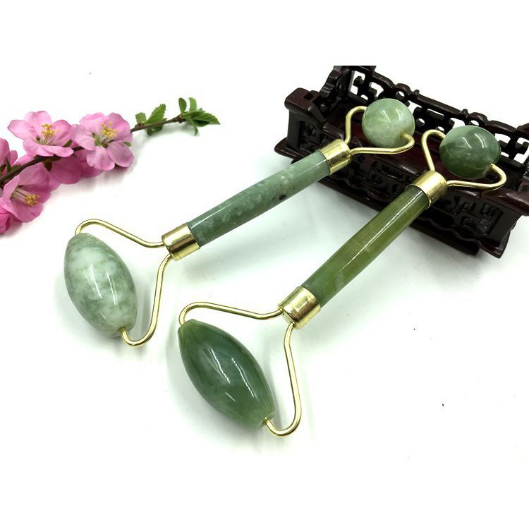 Con Lăn Ngọc Bích Massage Nâng Cơ Mặt - Dumi Shop