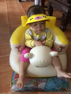 Mũ cắt tóc gội đầu cho bé