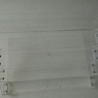 Kệ mica 5 tầng (không ráp sẵn,khách tự dùng keo dán)