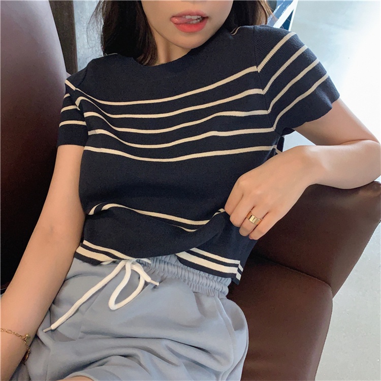 【Hana and Alice】Áo Thun Dệt Kim Ngắn Tay Cổ Tròn Họa Tiết Kẻ Sọc Màu Sắc Tương Phản