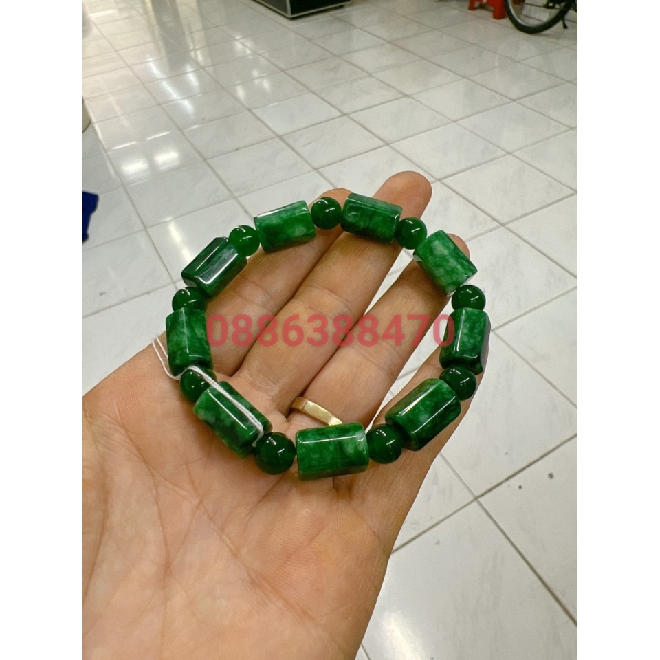 Vòng đeo tay đá xanh ngọc phong thủy