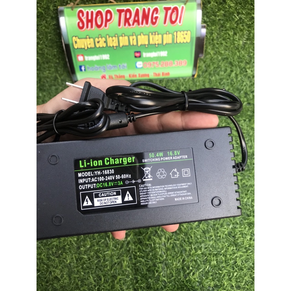 Sạc 4s3a có quạt - Siêu to, nhiều linh kiện