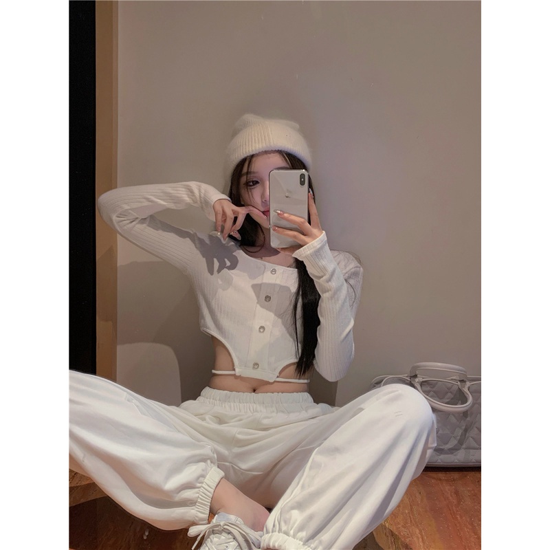 QKOOLE  Áo dệt kim dài tay dáng ôm thiết kế độc đáo phong cách Hàn Quốc cho nữ