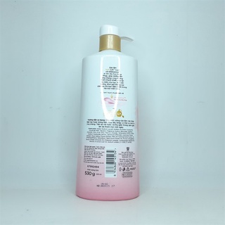 Sữa tắm Lux Soft Touch 530g