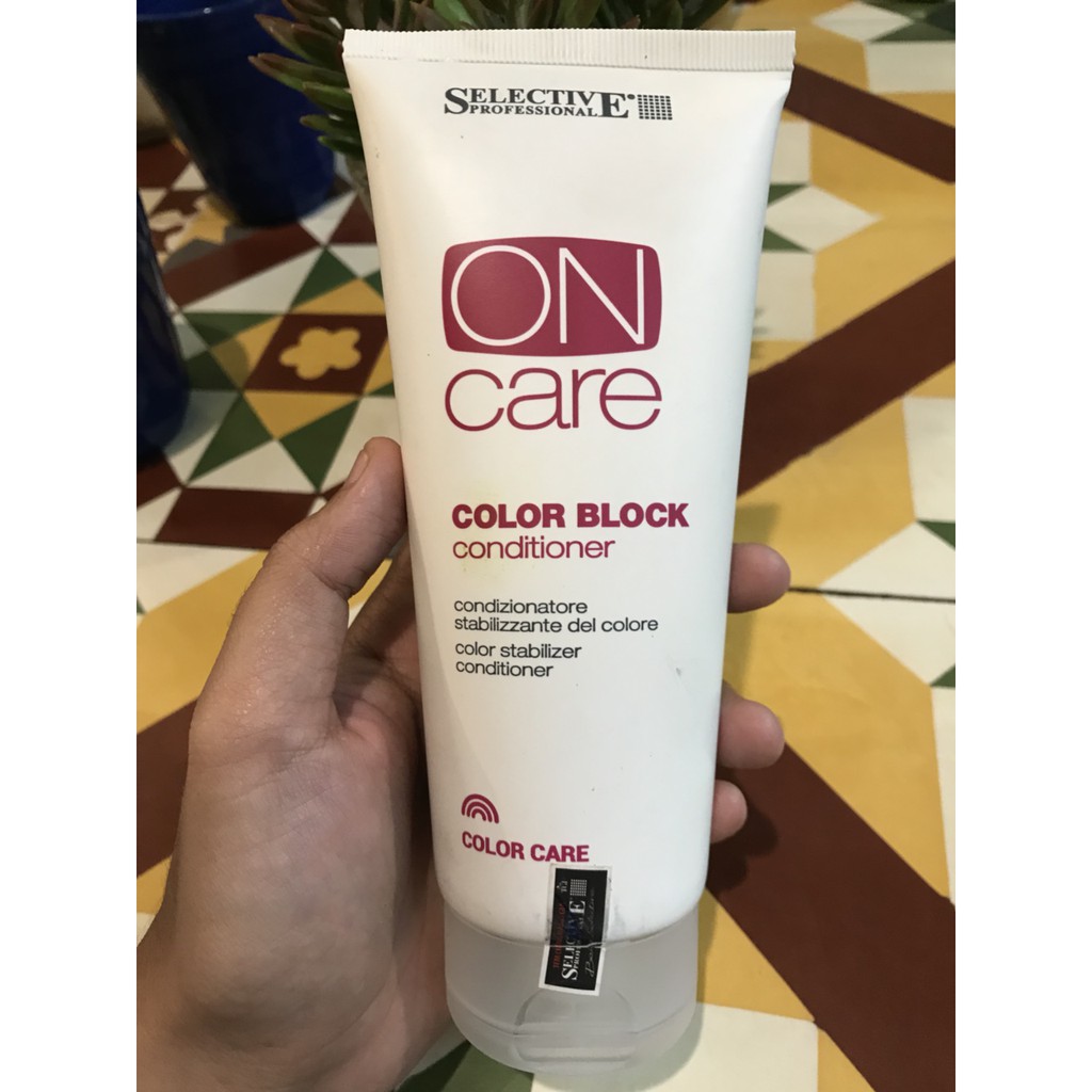 Dầu xả dưỡng màu Color Block Selective Conditioner 250ml