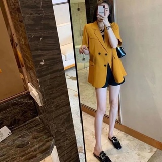 Sale áo blazer có cầu vai