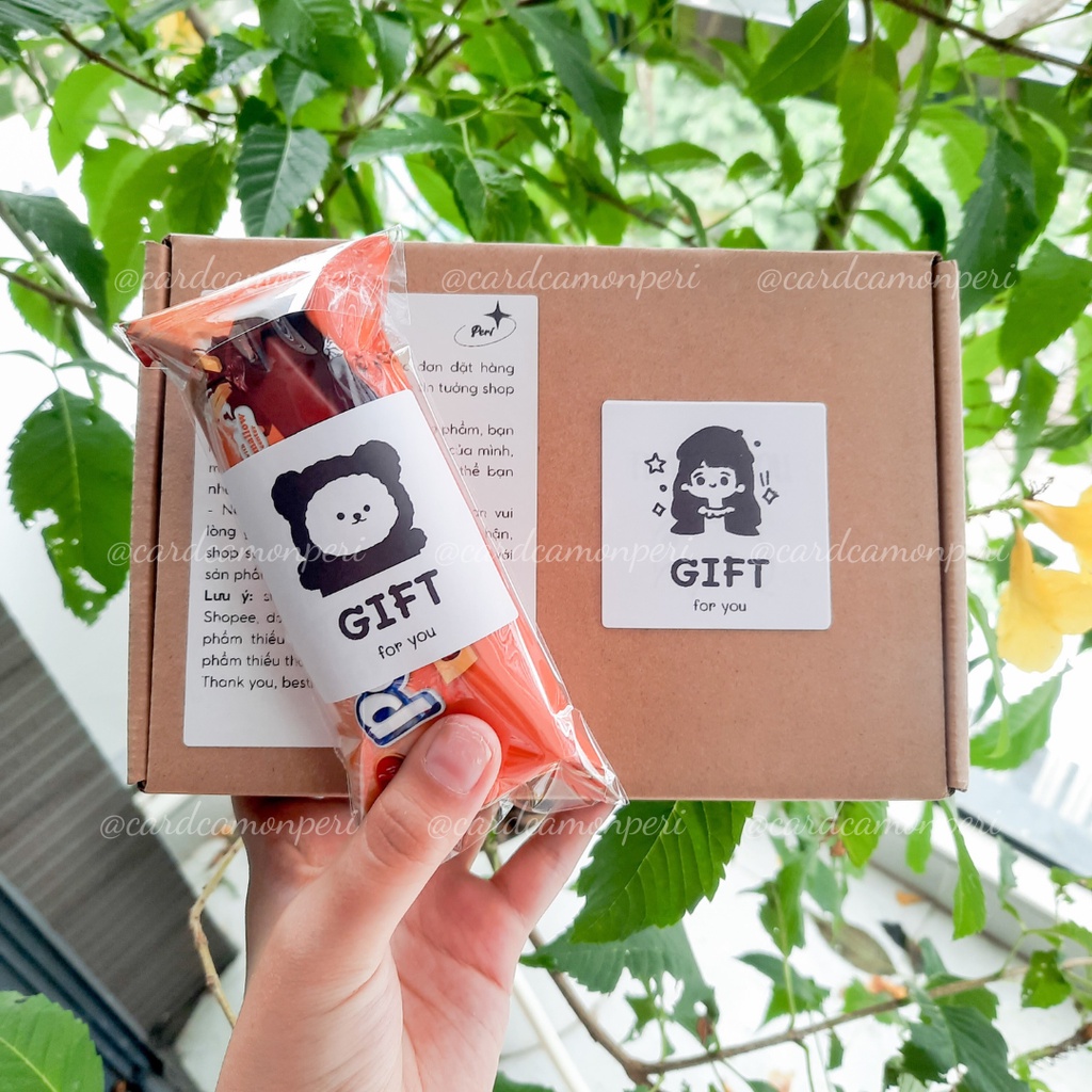 Berry | Set 50 tem nhãn dán GIFT, sticker niêm phong có keo dán túi giấy, thùng carton, gói hàng