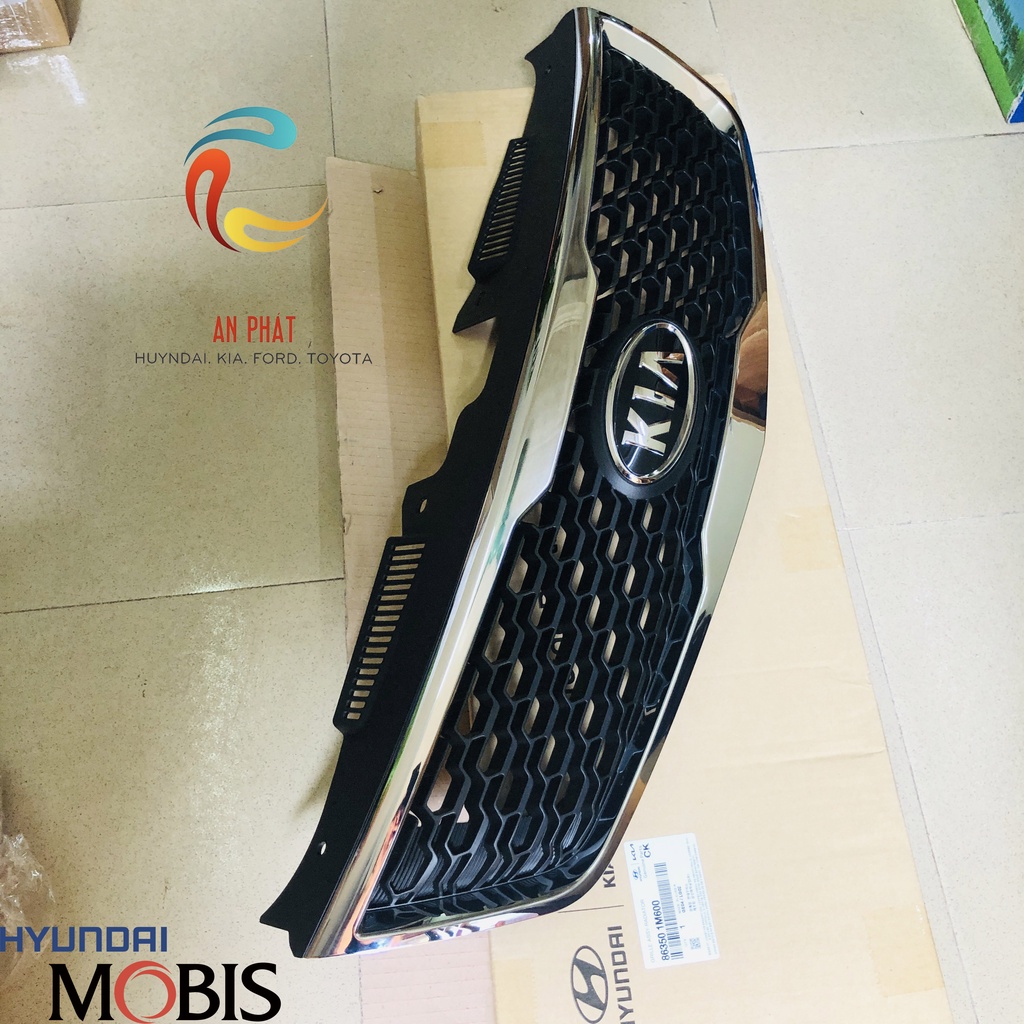 Mặt ca lăng Kia Forte Cerato 863501M600 chính hãng MOBIS HÀN QUỐC