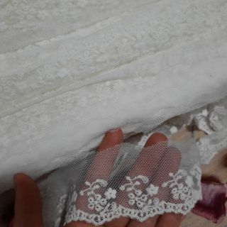 Ren thêu chỉ bản 3cm ( cuộn 5m)