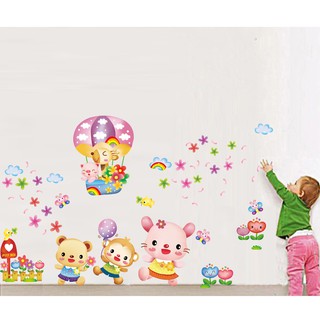 Decal Dán Tường những Con Thú Đáng Yêu Và Khinh Khí Cầu