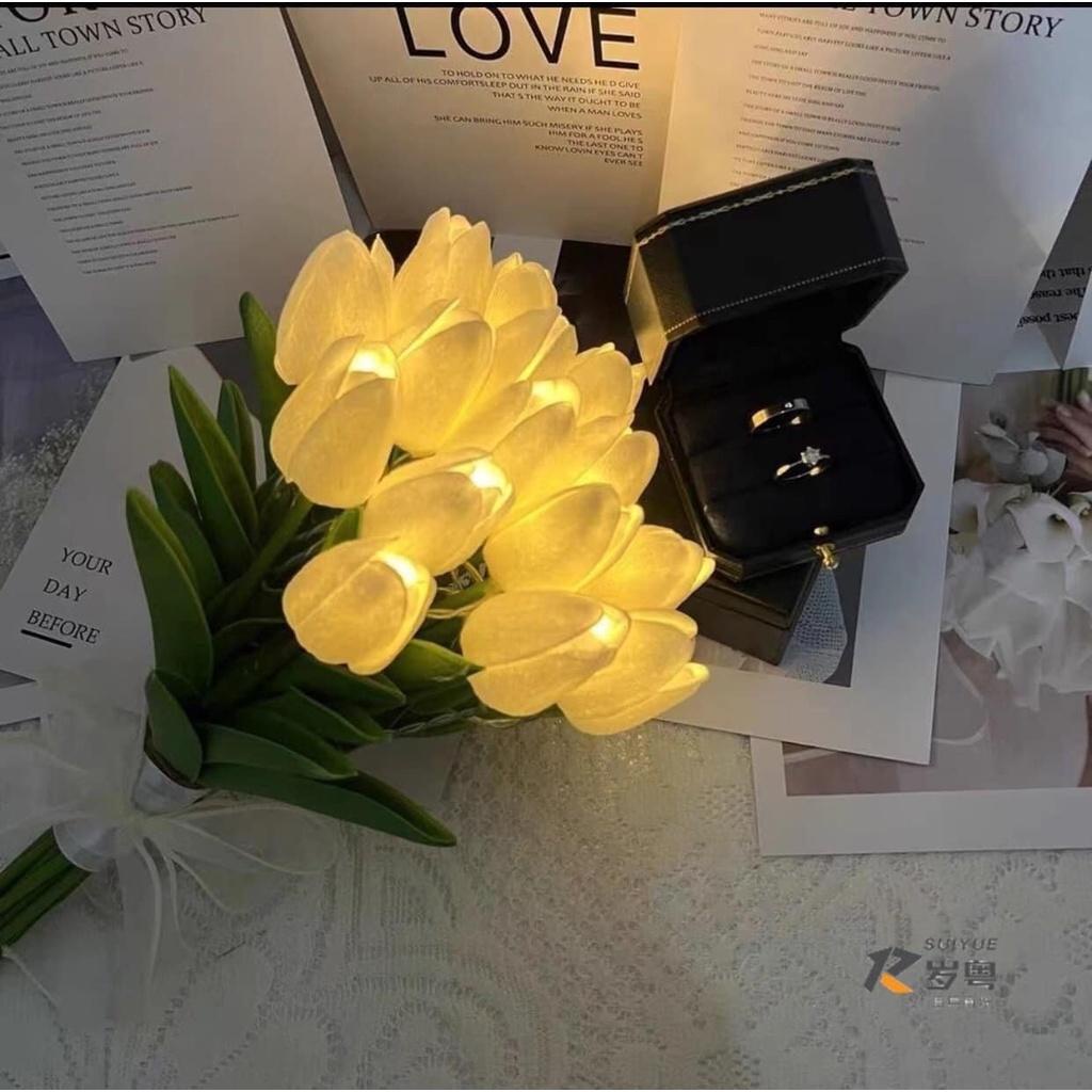 SET 10 bông hoa Tulip  giả gắn đèn led  mùi thơm nhẹ, giống thật 99%