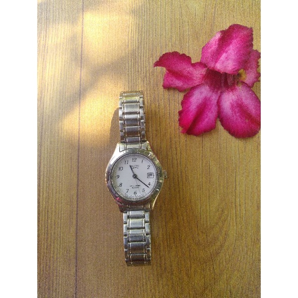 Đồng hồ nữ giá rẻ thương hiệu Ricoh