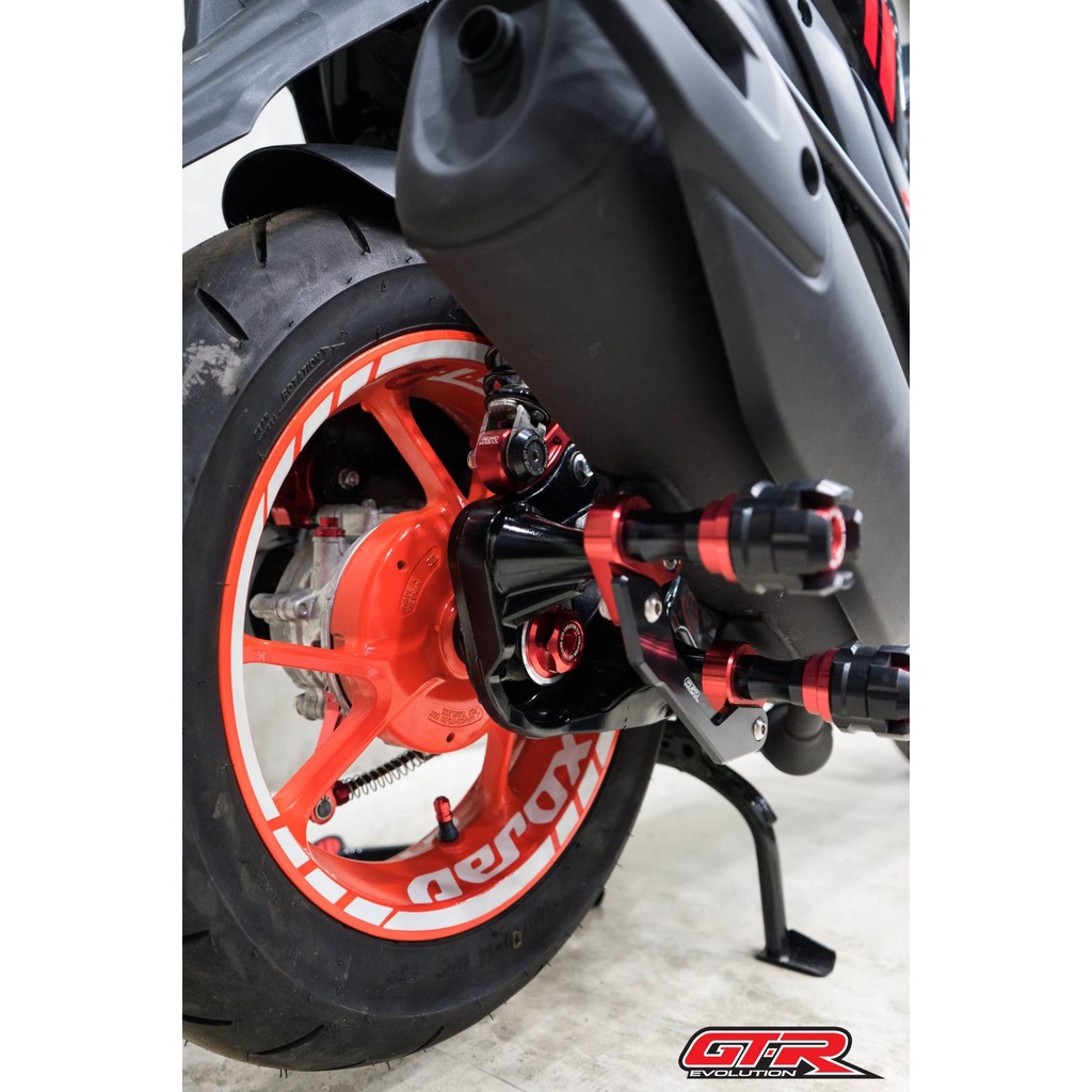 Chụp cốt bánh sau GTR NVX155 2018-2021 PCX 2010-2017 SH Ý ZOOMER X SCOOPY VISION LEAD VARIO150 AB150