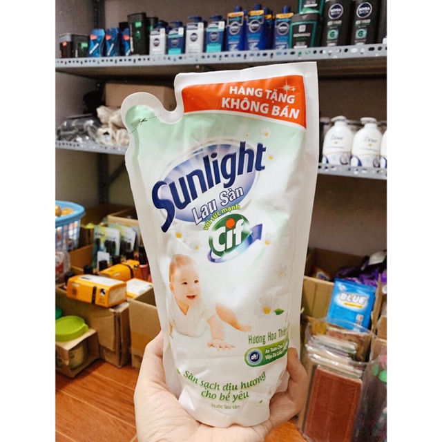 Nước lau sàn Sunlight 700ml - HCM Giao Hỏa Tốc
