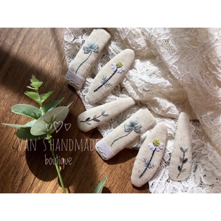 Kẹp tóc 6cm thêu tay cỏ may mắn, hoa cỏ dại ☘️