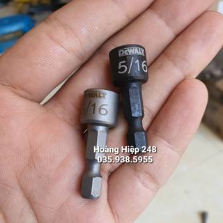 Đầu bắn tôn Dewalt 8mm dài 35mm (nam châm cứng, lực hút cực mạnh)