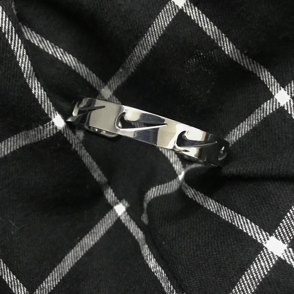 Nhẫn/Vòng tay bằng thép titan không gỉ thời trang cá tính cho nam và nữ