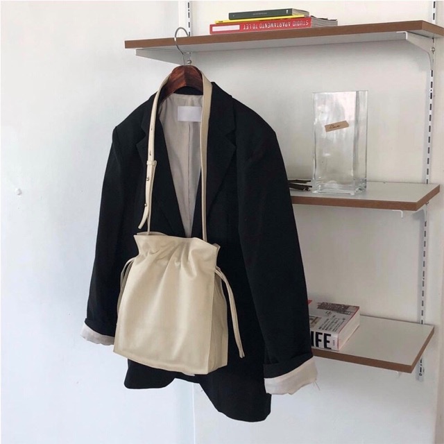 Túi tote da dây rút vừa A4 Guu 30 30cm