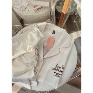 Bộ đồ ngủ pyjama lụa tay dài quần dài hoạ tiết trắng cao cấp