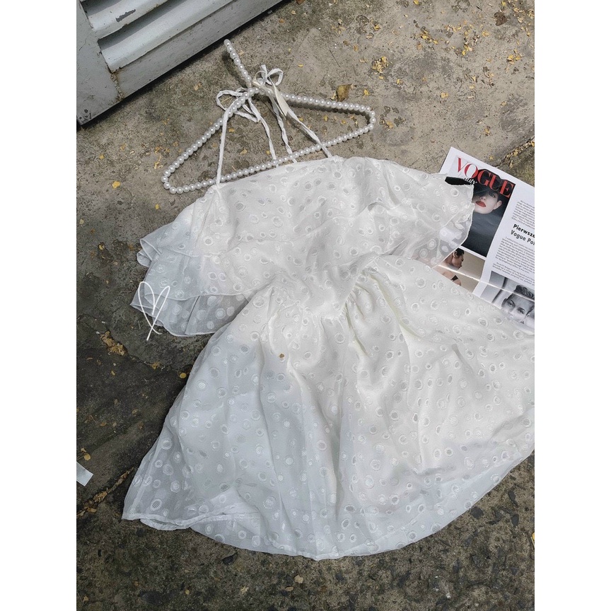 SET ÁO TAI BÈO TẦNG +  CHÂN VÁY XÒE TRẮNG