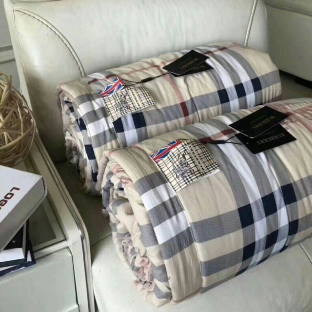 Chăn hè BURBERRY