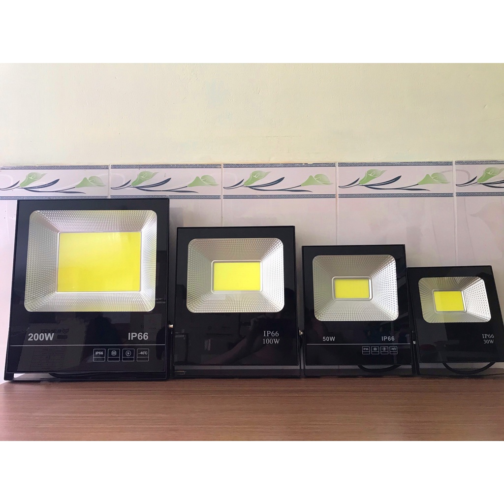 Đèn Pha Led Ngoài Trời 200w Ánh Sáng Trắng