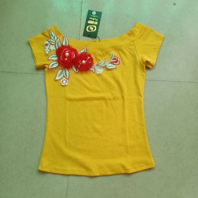 Áo thun hoa nổi cổ thuyền | BigBuy360 - bigbuy360.vn