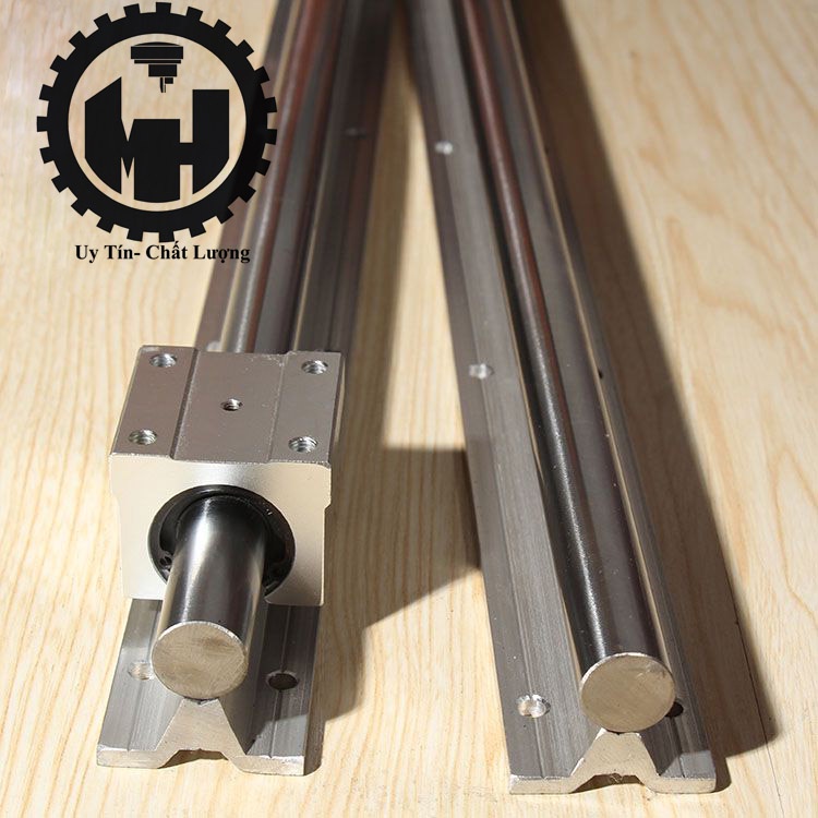 Con trượt tròn SBR16,20,25,30 Loại hở cho ray trượt tròn có đế.