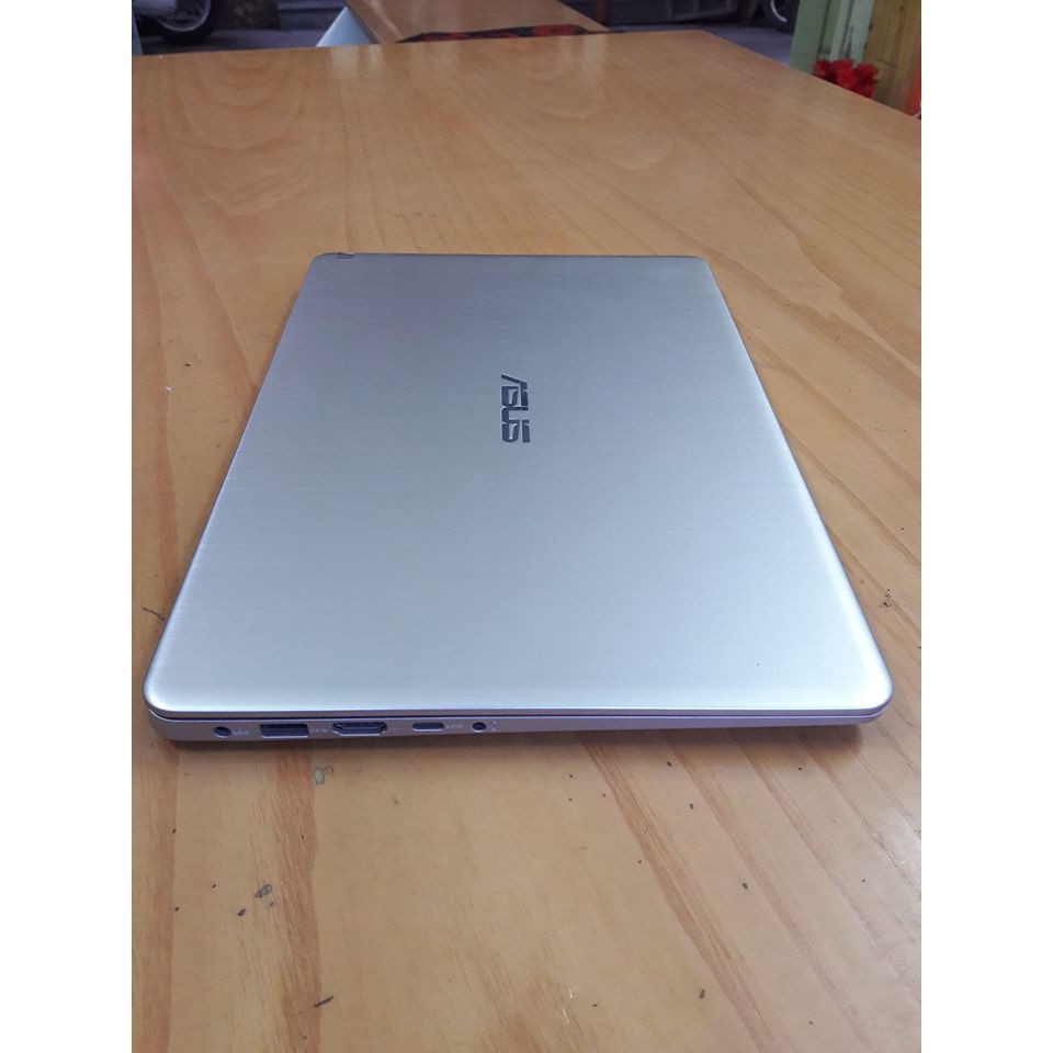 Laptop ASUS Vivobook S14 S410U / i5 8250 U /  SSD 256G | BigBuy360 - bigbuy360.vn