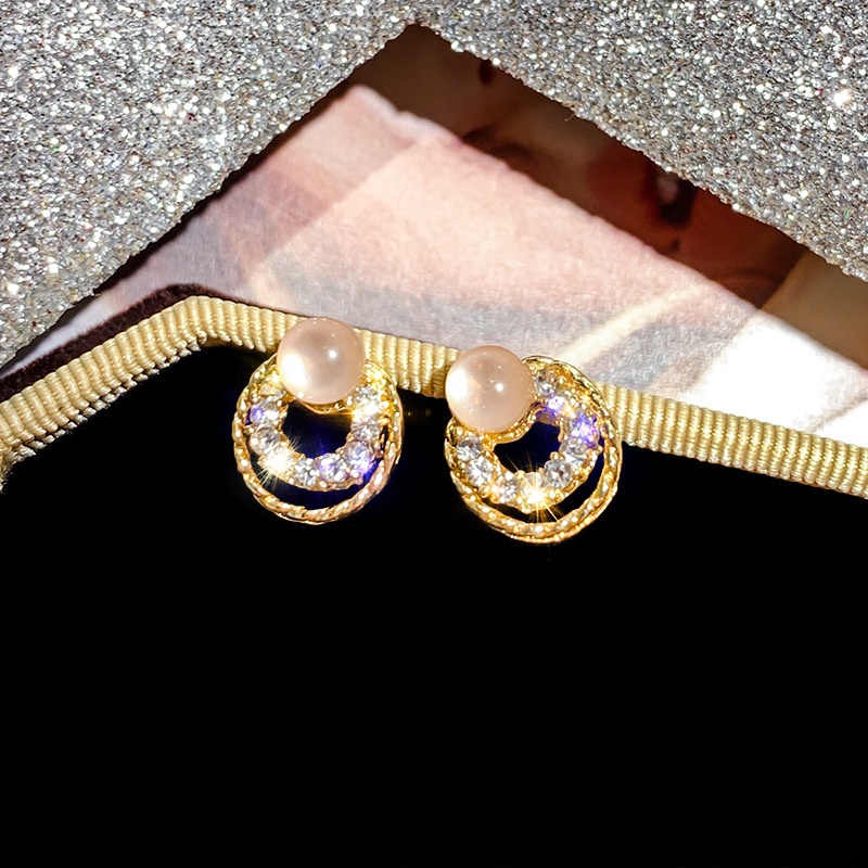 Bông tai tròn đính hạt, phụ kiện thời trang BT014 - Filibrastyle