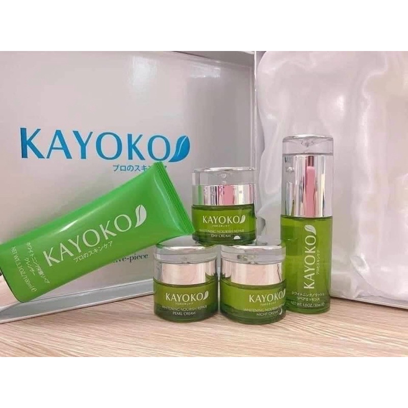 Bộ Kayoko Xanh 5 in 1 Trắng Da Mờ Nám Nhật