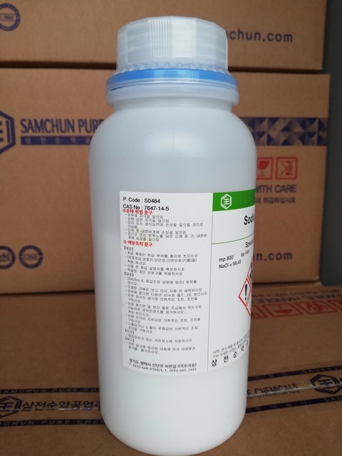 SODIUM CHLORIDE NACL 99,5 % SAMCHUN HÀN QUỐC lọ 1kg