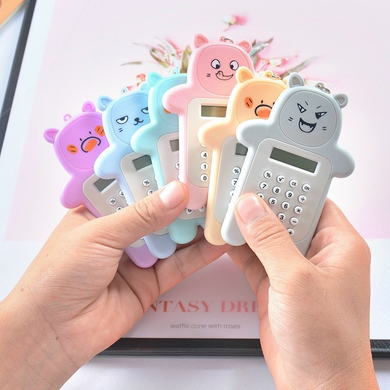 Móc Chìa Khóa Hình Con Gấu Tích Hợp Máy Tính Mini Rất Thời Trang